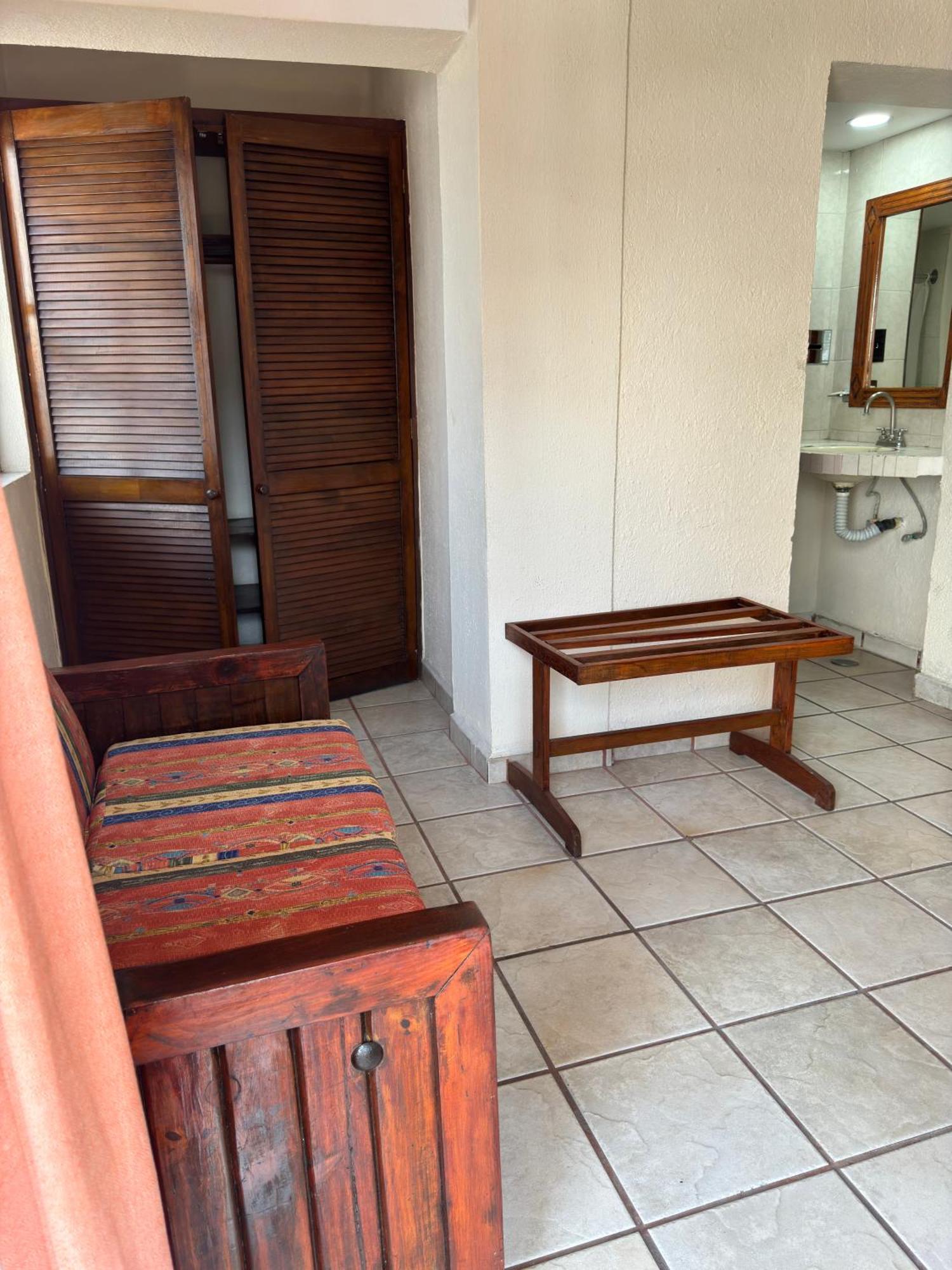 Hotel Hacienda Maria Eugenia אקפולקו מראה חיצוני תמונה